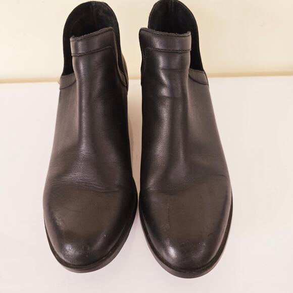 Sorel Lolla II Cut Out Bootie Black Leather Ankle Boots Women's Size 9.5 - Picture 5 of 10